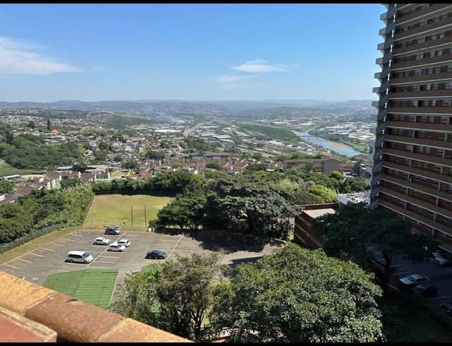 2 BEDROOM FLAT TO LET IN MORNINGSIDE